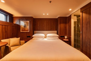 Twin Window Suites